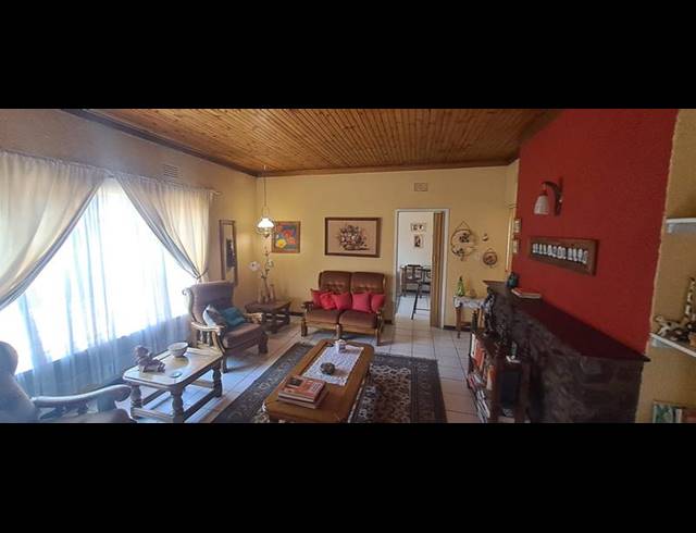 4 BEDROOM HOUSE FOR SALE IN WITFIELD